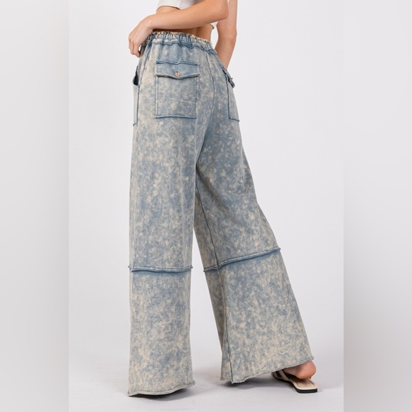 SAGE + FIG Mineral Washed Terry Wide Leg Pants - Picture 4 of 5